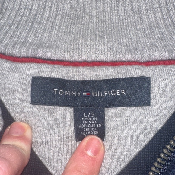 Tommy Hilfiger Men's Zip-Up Sweater in Navy and Gray - Picture 2 of 4